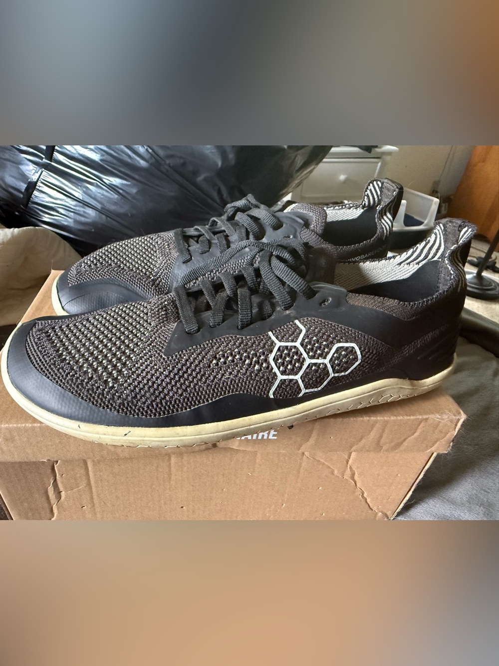 Geo Racer Knit Running Shoes 8.5 Size 39 Black White